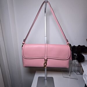 Elegant Pink Leather Shoulder Bag